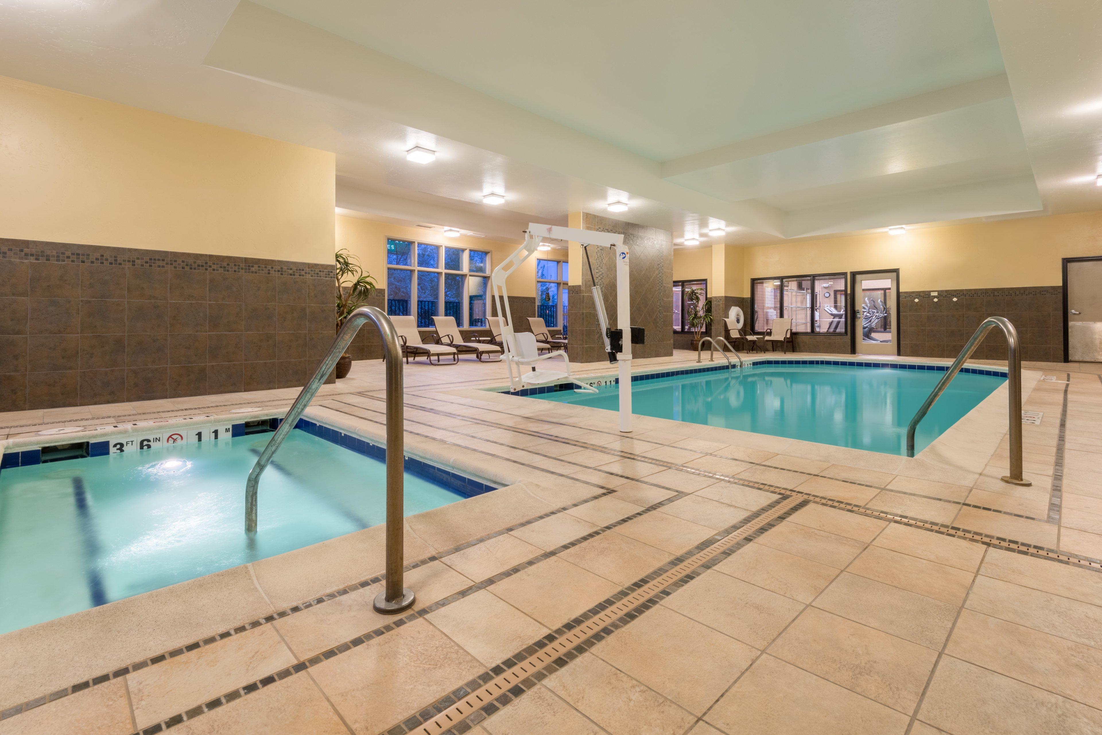 Holiday Inn Hotel & Suites Grand Junction-Airport By Ihg Екстериор снимка