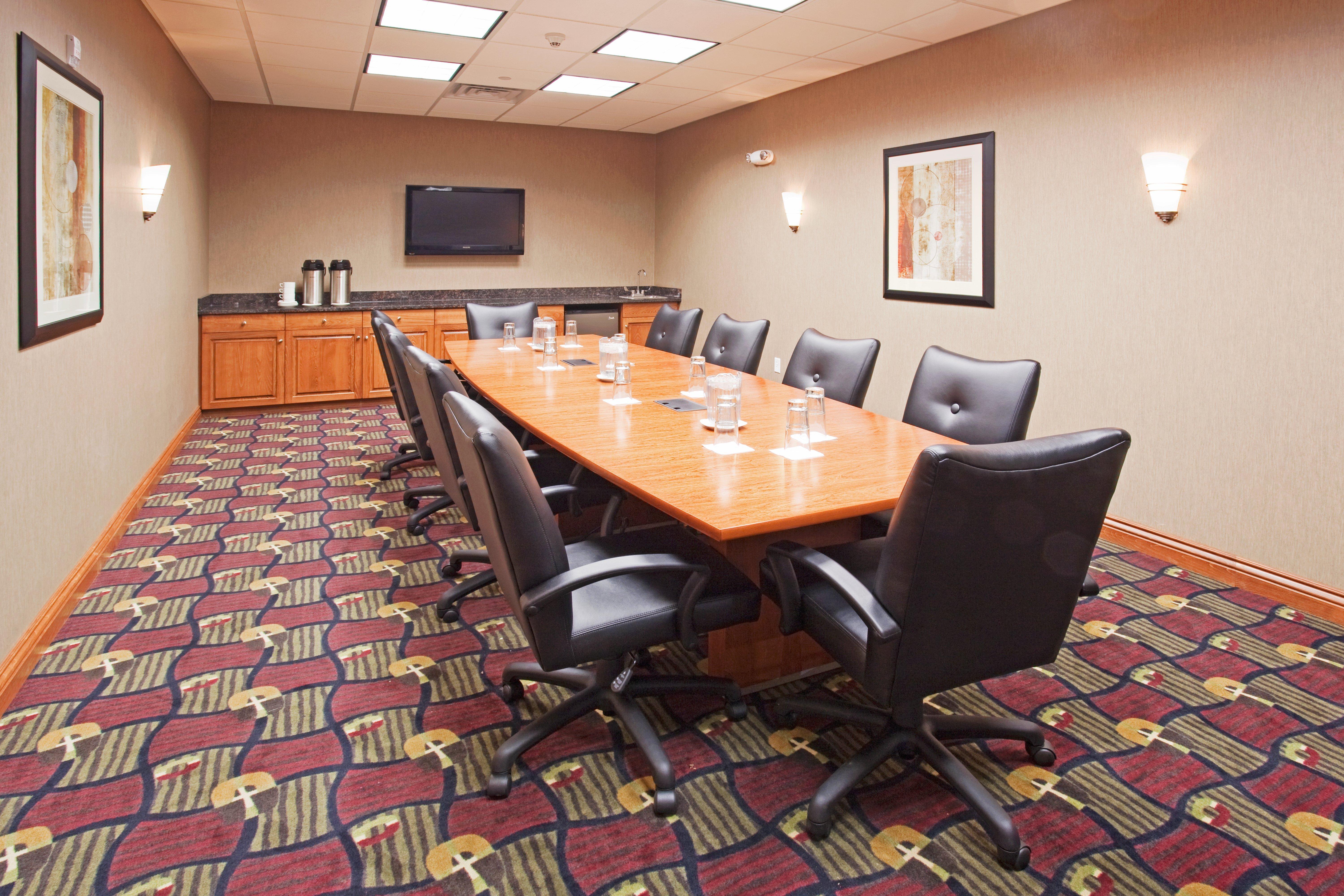 Holiday Inn Hotel & Suites Grand Junction-Airport By Ihg Екстериор снимка