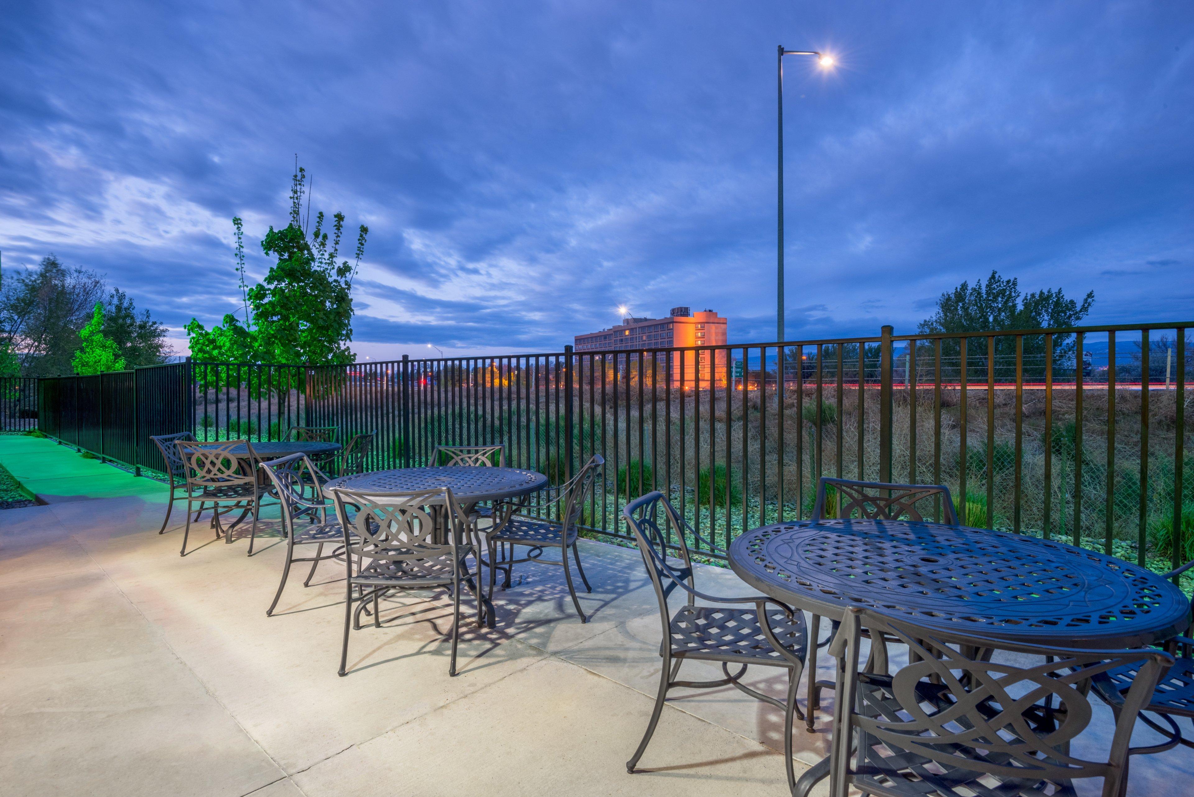 Holiday Inn Hotel & Suites Grand Junction-Airport By Ihg Екстериор снимка