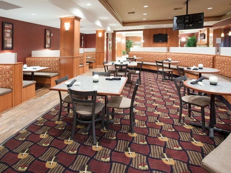 Holiday Inn Hotel & Suites Grand Junction-Airport By Ihg Екстериор снимка